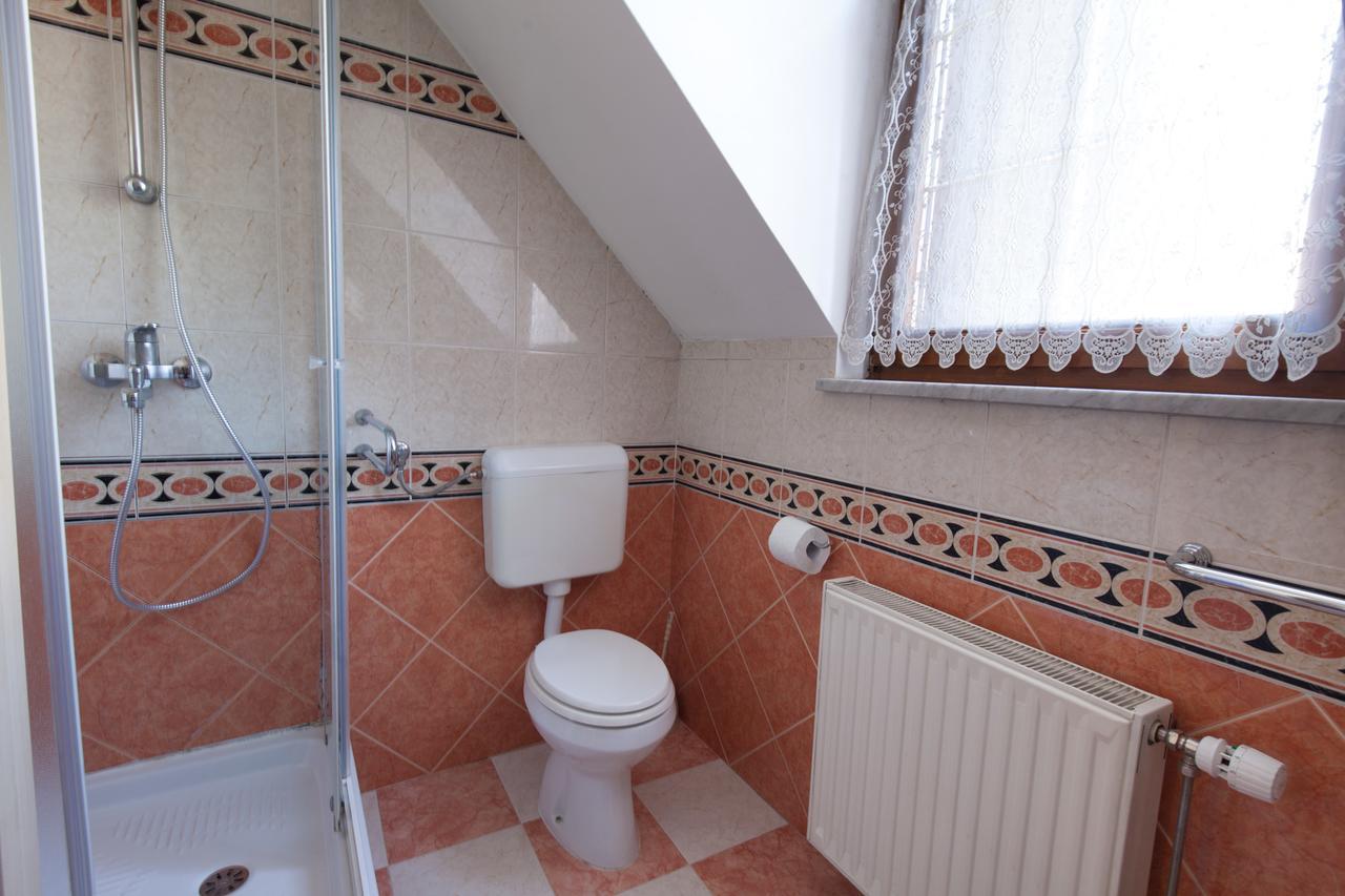 Spacious 2-bedroom Zabjak With Ac Tour As
