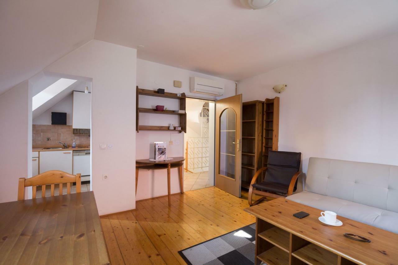 Spacious 2-bedroom Zabjak With Ac Tour As